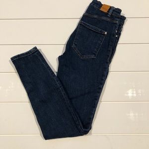 ZARA high wasted jeans size 2